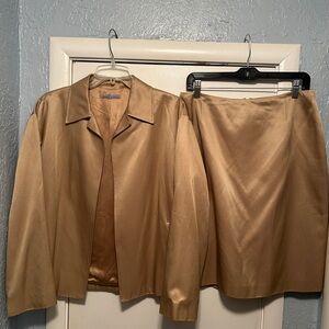 Women's Anne Klein Elegant Gold Skirt Set